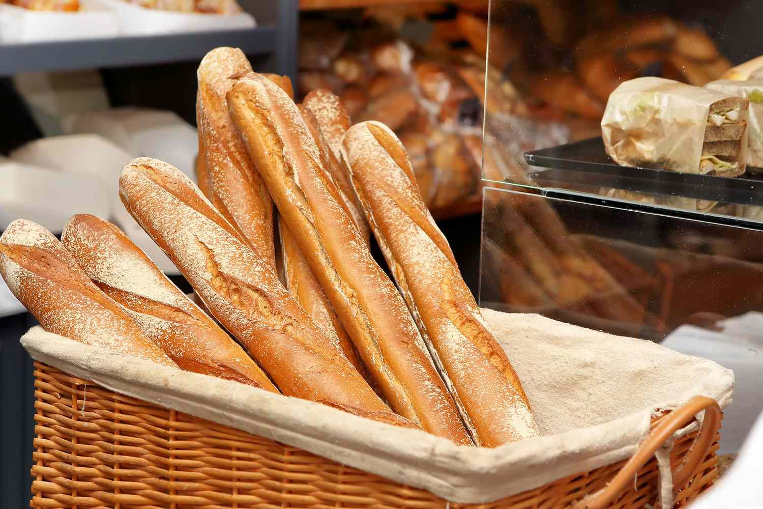 Bánh mì Pháp | Ảnh: GETTY